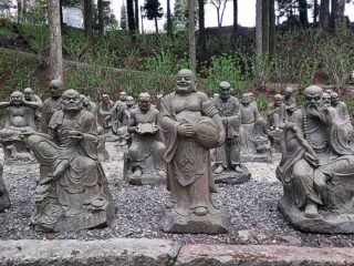 500 Arhats bei Tempel 66 Unpenji